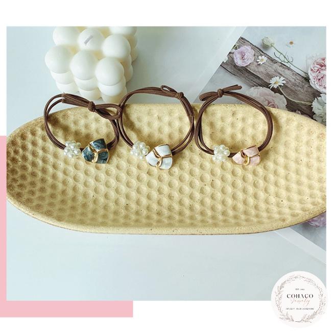 パールビジューヘアゴム トライアングル ヘアアクセサリー シュシュ 髪