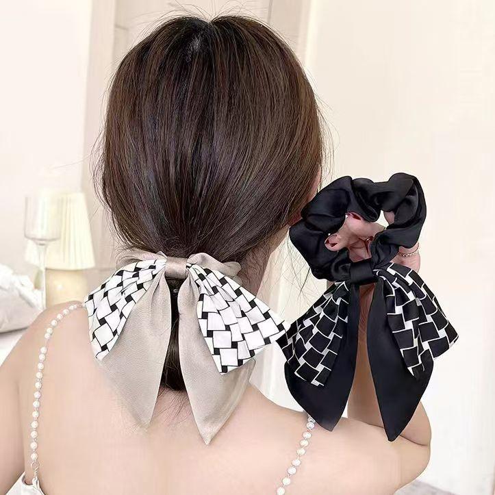 リボン シュシュ ヘアアクセサリー 髪留め ヘアゴム 韓国 大人 高級感