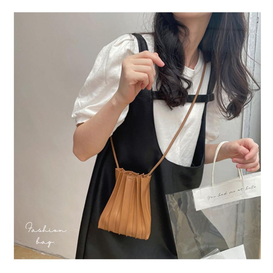 プリーツミニショルダー スマホポシェット PUレザー ミニバッグ 斜め