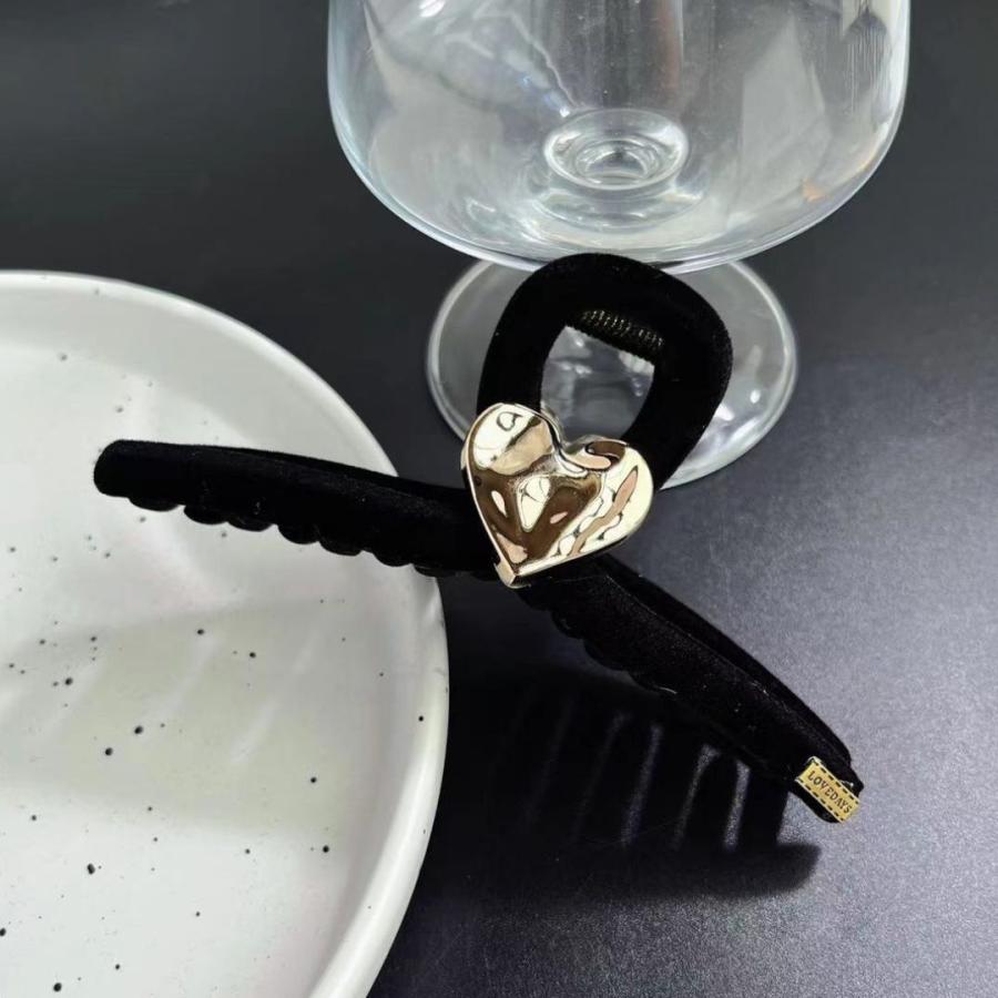 ベロアバンスクリップ ヘアクリップ パール ハート 秋冬 もこもこ 特大