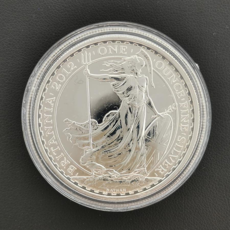 イギリス 2ポンド 銀貨 ランダム年 1オンス ブリタニア 純銀製 31.1g