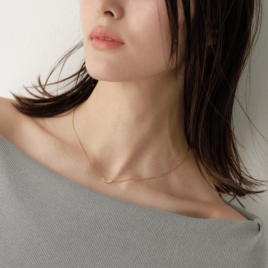 Lierrey 【コラントッテ公式】リエリィ カーブネックレス 磁気