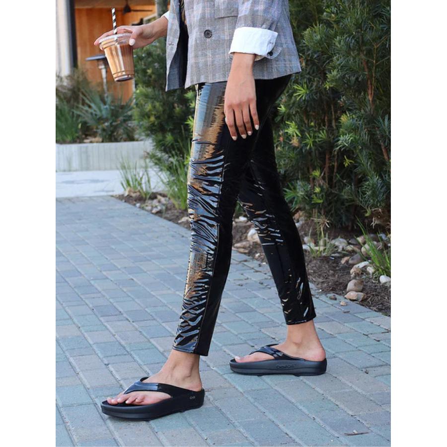 OOFOS（ウーフォス） リカバリーサンダル レディース ブラック OOFOS