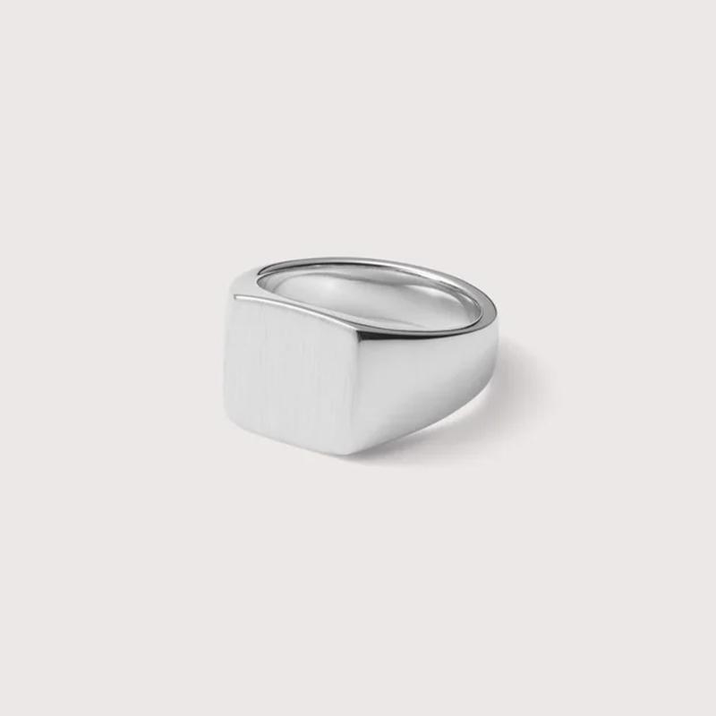 TOM WOOD TOMWOOD トムウッド Mini Signet Cushion リング TOM WOOD TOMWOOD トムウッド Mini Signet Cushion リング