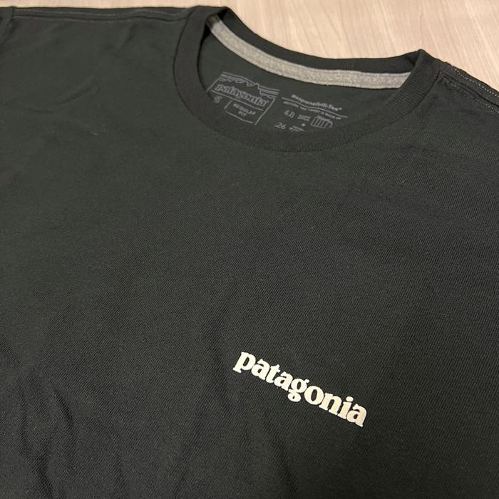 patagonia（パタゴニア） メンズ ロンT ブラック 黒 ホワイト 白 38518