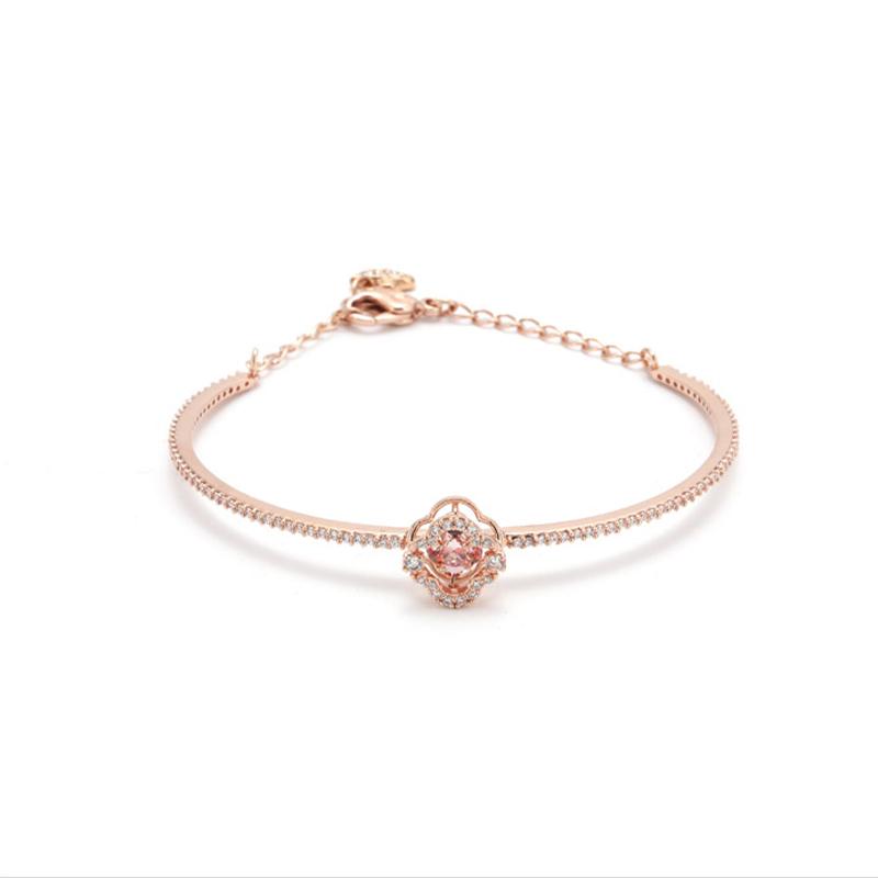 SWAROVSKI レビュー特典あり スワロフスキー バングル SWAROVSKI レビュー特典あり スワロフスキー バングル