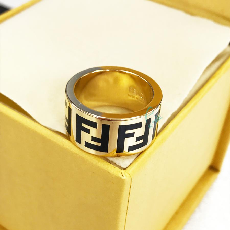FENDI フェンディ フォーエバー リング ブラック ロゴ ゴールド FENDI フェンディ フォーエバー リング ブラック ロゴ ゴールド