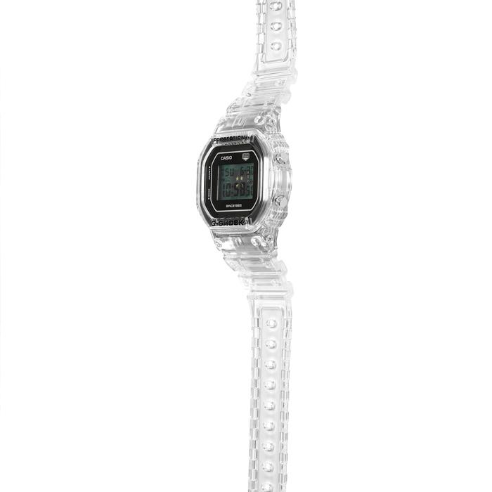 G-SHOCK CASIO カシオ 40周年限定モデル DW-5040RX-7 メンズ G-SHOCK CASIO カシオ 40周年限定モデル DW-5040RX-7 メンズ