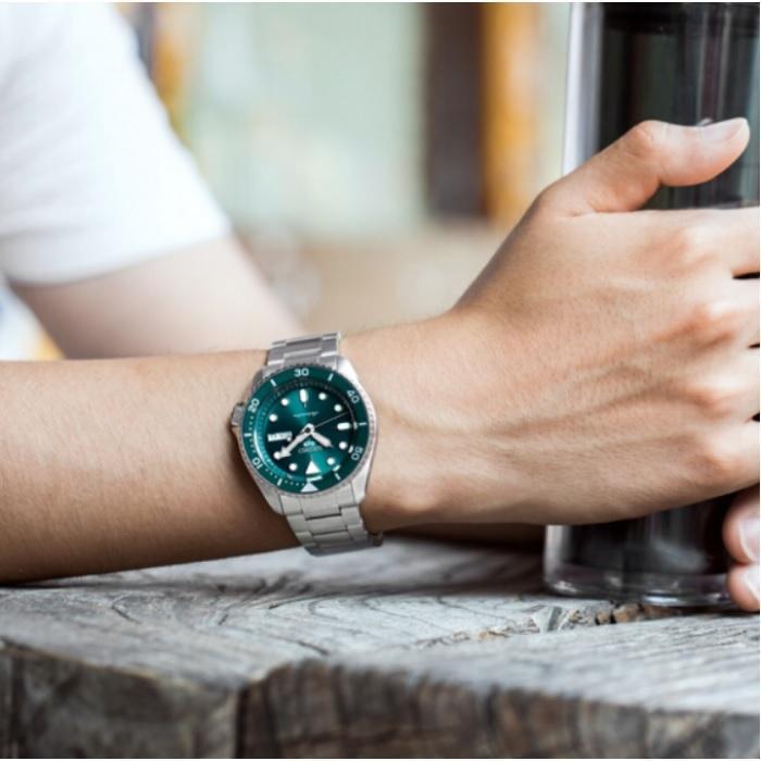 Seiko 5 【純正BOX付属】SEIKO セイコー5 自動巻き メカニカル 流通