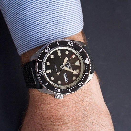 Seiko 5 【純正BOX付属】SEIKO セイコー5 Sports SRPD73K2 スポーツ 