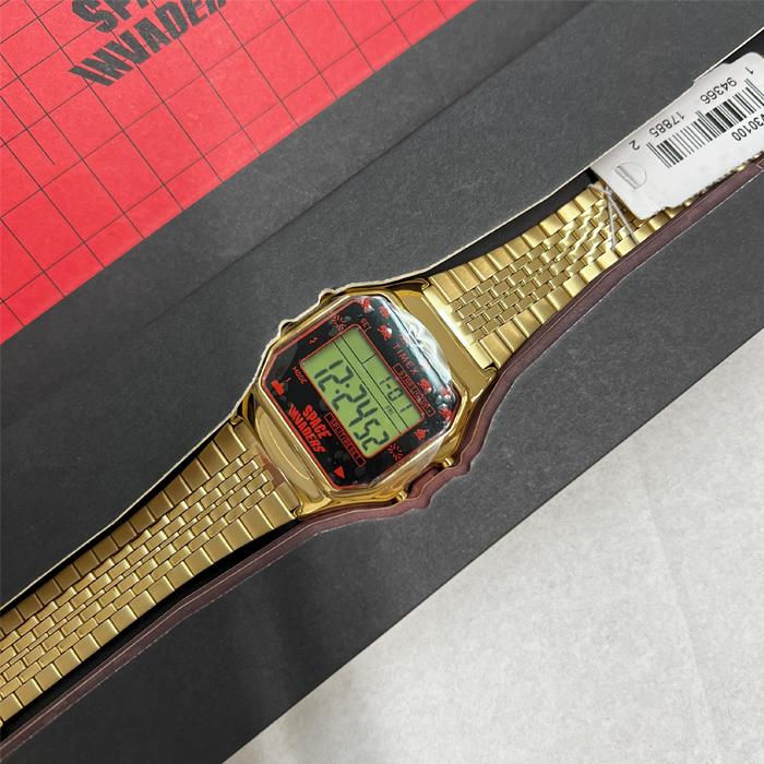 【未使用品】TIMEX INDIGLO SPACE INVADERS 腕時計 TIMEX - 【未使用品】 TIMEX INDIGLO SPACE INVADERS 腕時計の