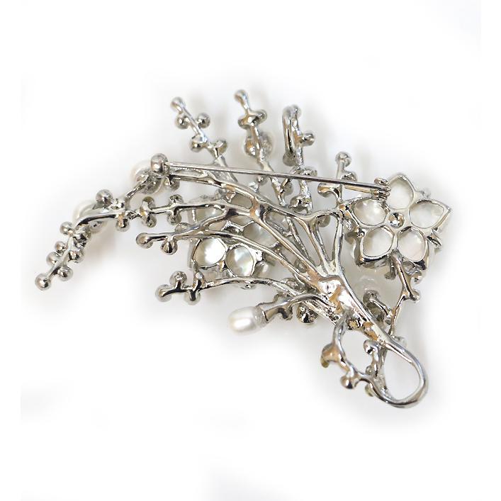 ブローチ 卒業式 おしゃれ 淡水パール フォーマル セレモニー 卒園式