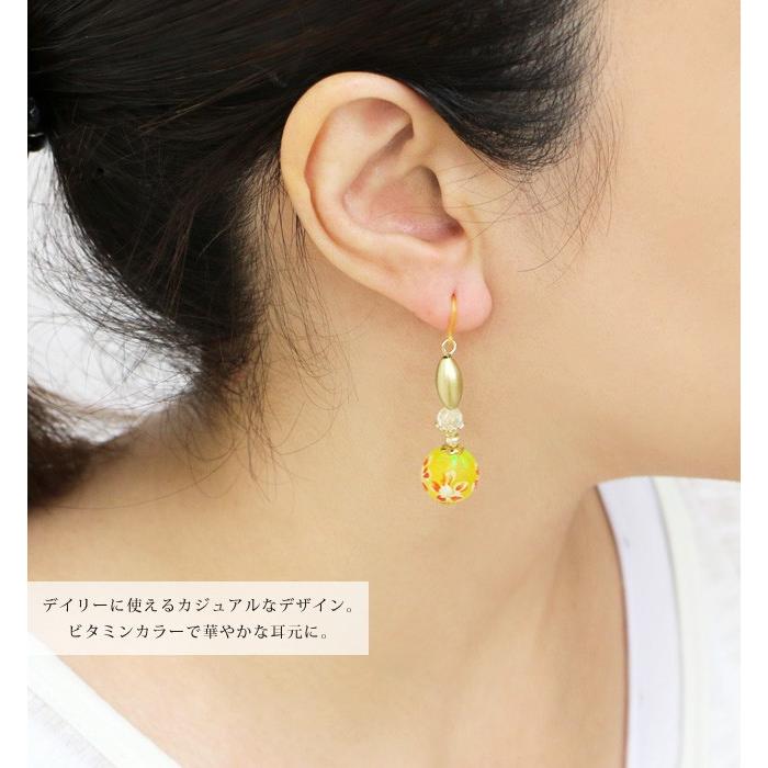 花柄 とんぼ玉 トンボ玉 蜻蛉玉 ガラス玉 和風 樹脂ピアス 樹脂フック ビーズ イエロー ゴールド レディース アクセサリー St0921 Collectiondomina 通販 Yahoo ショッピング