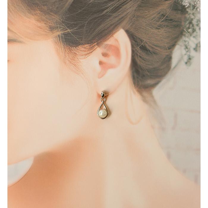 ピアス レディース パール Ｐパール 揺れる ゆらゆら チタンピアス チタンポスト シルバー ホワイト 白色 アクセサリー 誕生日 人気 彼女 妻 女性 嫁 プレゼント |  | 04