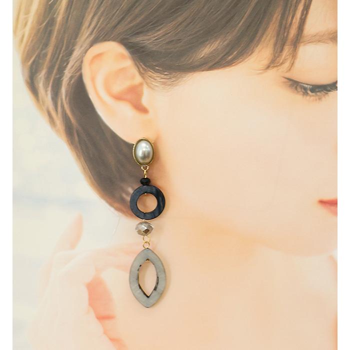 ピアス アレルギー対応 アレルギー レディース シェル 貝 フープ パール 当店オリジナル 大ぶり 50代 大きめ 大きい おしゃれ 揺れる チタン ハンドメイド |  | 04