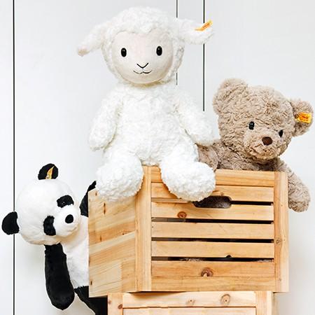 Steiff（シュタイフ） 定番ぬいぐるみカドリーフレンズテディベア