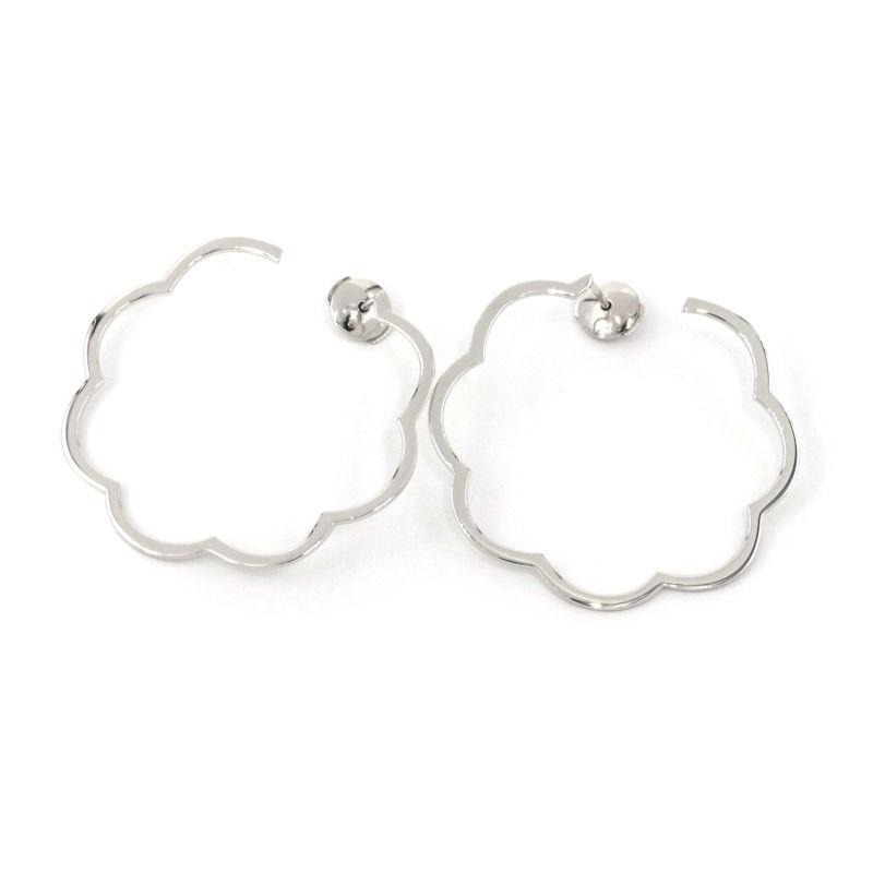 シャネル カメリア フープピアス K18WG 新品仕上げ済 ホワイトゴールド  