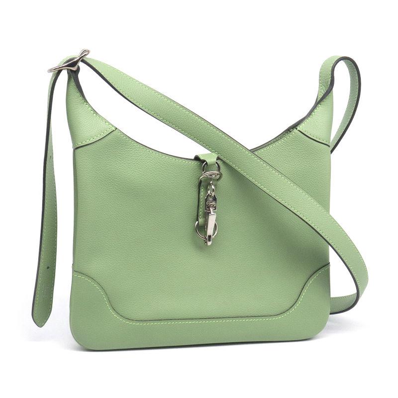 エルメス トリムデュオ24 Y刻印 2020年製 ヴェールクリケット エバーカラー レザー シルバー金具 ショルダーバッグ グリーン 中古 送料無料 トリム（HERMES） エルメス トリムデュオ24 Y刻印 2020年製 ヴェール