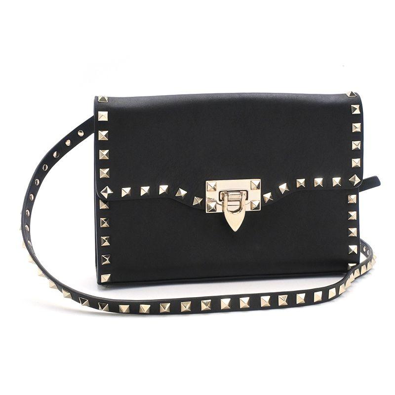 【未使用級】ヴァレンティノガラヴァーニ クロスボディ レザーブラック VALENTINO GARAVANI（ヴァレンティノ ガラヴァーニ） ロックスタッズ