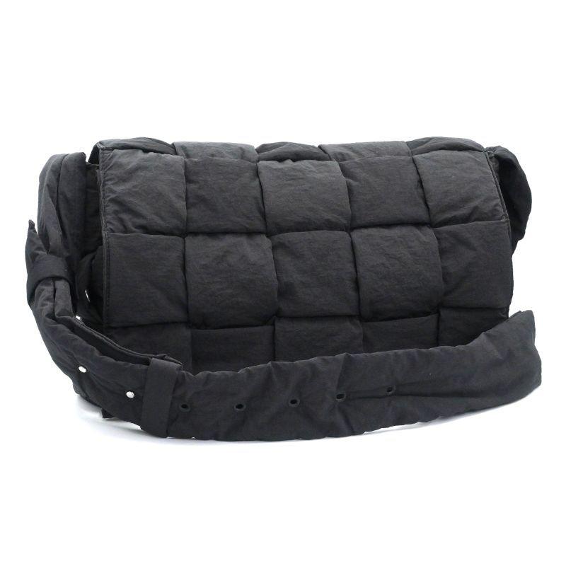 ボッテガヴェネタ カセット ボディバッグ マキシイントレチャート ブラック CASSETTE（BOTTEGA VENETA） ボッテガヴェネタ マキシイントレチャート
