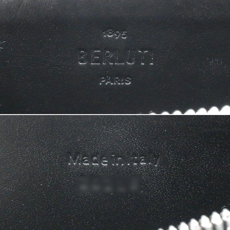Berluti（ベルルッティ） コアマキシ カリグラフィ スクリットレザー