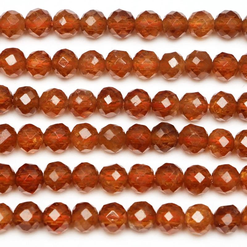 オレンジガーネット（ヘソナイト） 32面カット 丸玉 4mm［プレミアム 