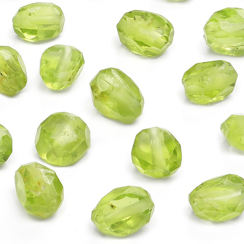 粒販売 ペリドット ナゲットカット 5〜7mm【3粒販売】 / X331 PE7NG