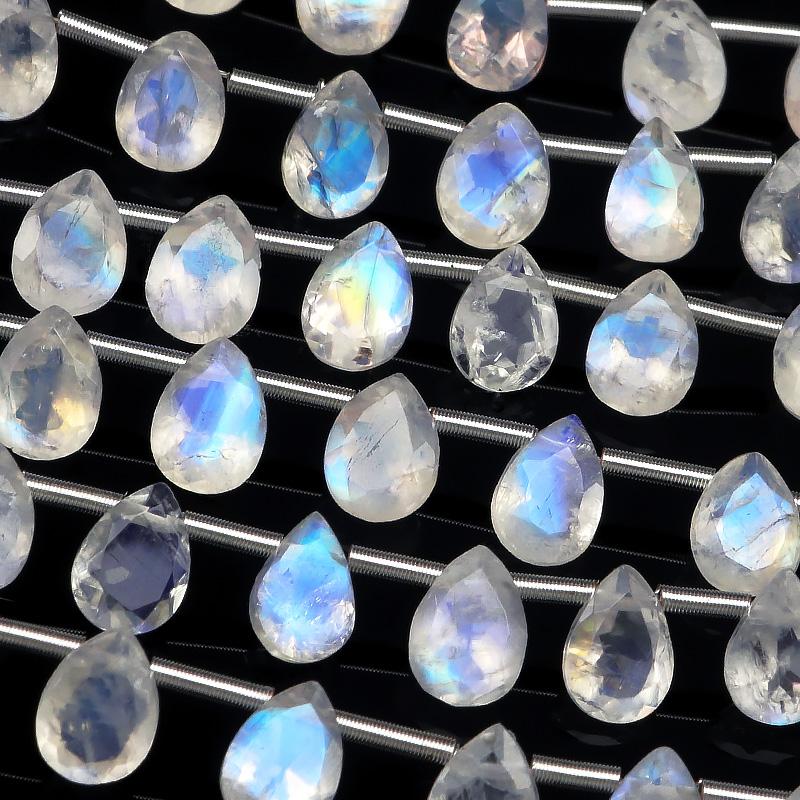 レインボームーンストーン ペアシェイプファセットカット 7×5mm