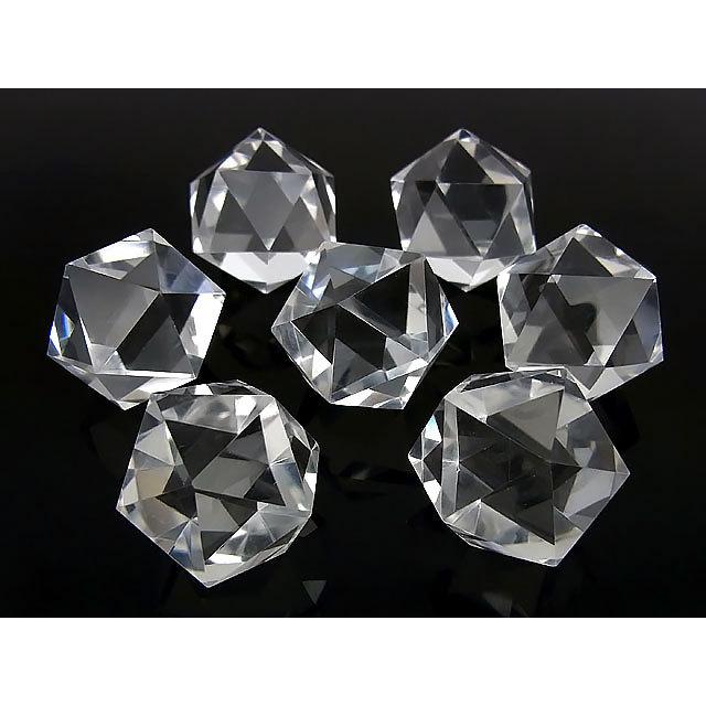 天然水晶 クリスタルクォーツ 20面カット 17〜20mm［穴なし］【1コ販売