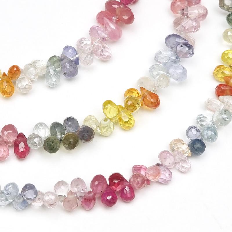マルチカラーサファイア ドロップカット 3〜4mm［プレミアムカット］【1連販売】 / 9-81 SF3DP-Xの画像