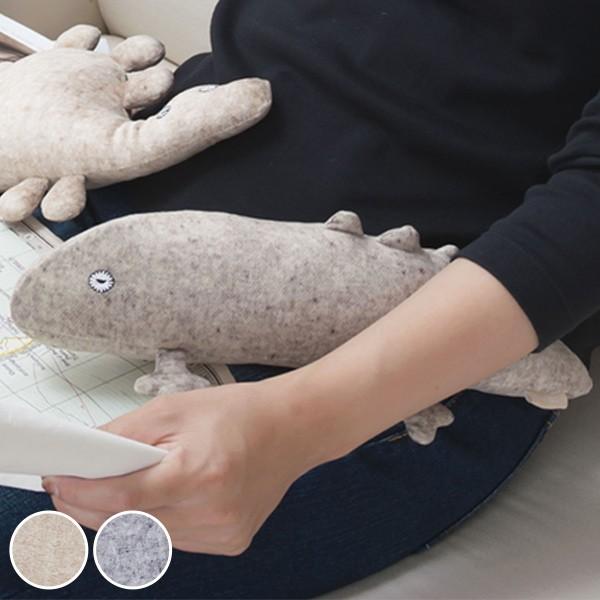 クッション Stone age サンショウオ 8x32cm （ ぬいぐるみ 抱き枕 サンショウウオ ） :315619:お弁当グッズのカラフル ... - Colorfulbox 315619