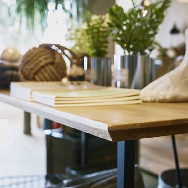 オーク材のテーブル幅180cm　ダイニングやオフィスで使えます ダイニングテーブル 天板 幅180cm オーク材 木製 天然木 テーブル 机