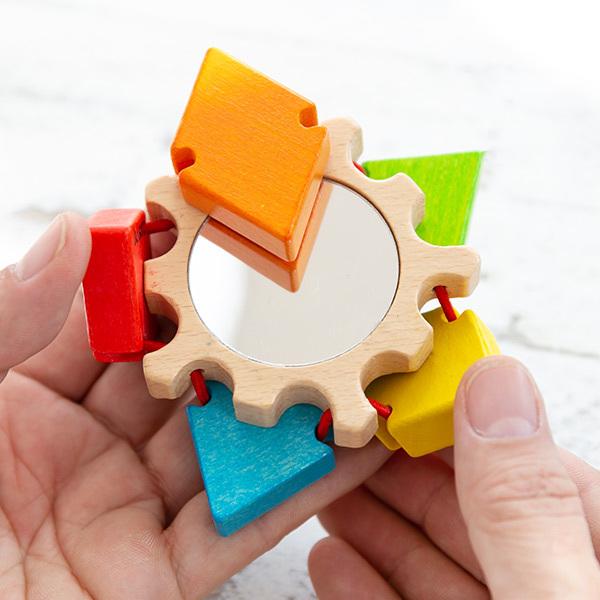 鏡 ミラー 赤ちゃん 木製 おもちゃ 知育玩具 Classic クラシック 玩具 木のおもちゃ カチャカチャ 乳児 お弁当グッズのカラフルボックス 通販 Yahoo ショッピング