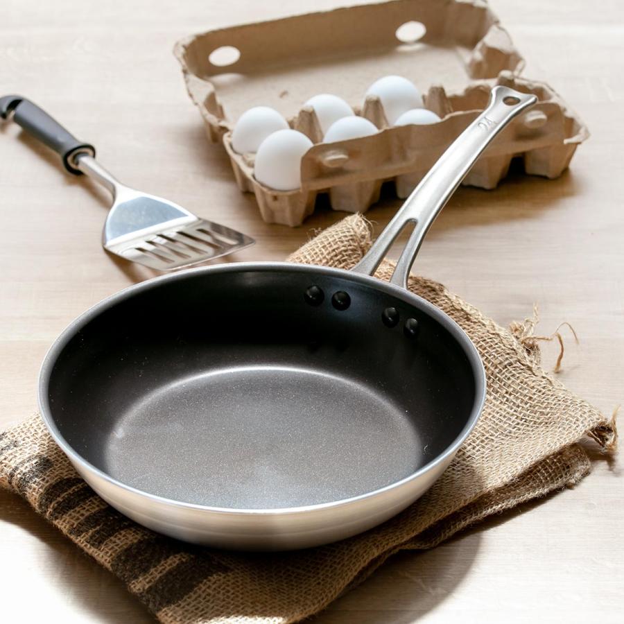 フライパン 24cm 浅型 アルミ製 フッ素樹脂加工 シルクフライパン 日本