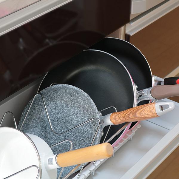 フライパン収納 縦置き 斜め置き 2way フライパン 鍋フタスタンド 伸縮式 Soroelusmart フライパンスタンド シンク下 システムキッチン 3316 お弁当グッズのカラフルボックス 通販 Yahoo ショッピング