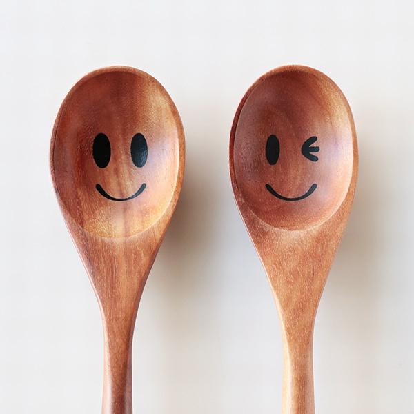 スプーン 16cm スープスプーン ニコニコ＆ウィンク 木製 サオ 籐芸