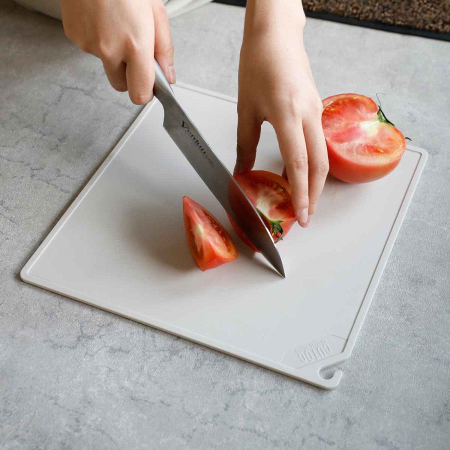 まな板 スクエア 26ｘ26cm 耐熱抗菌tpuまな板 Cutoc 抗菌 食洗機対応 まないた マナイタ 安い 激安 プチプラ 高品質 カッティングボード 軽量 便利 耐熱 軽い 使いやすい