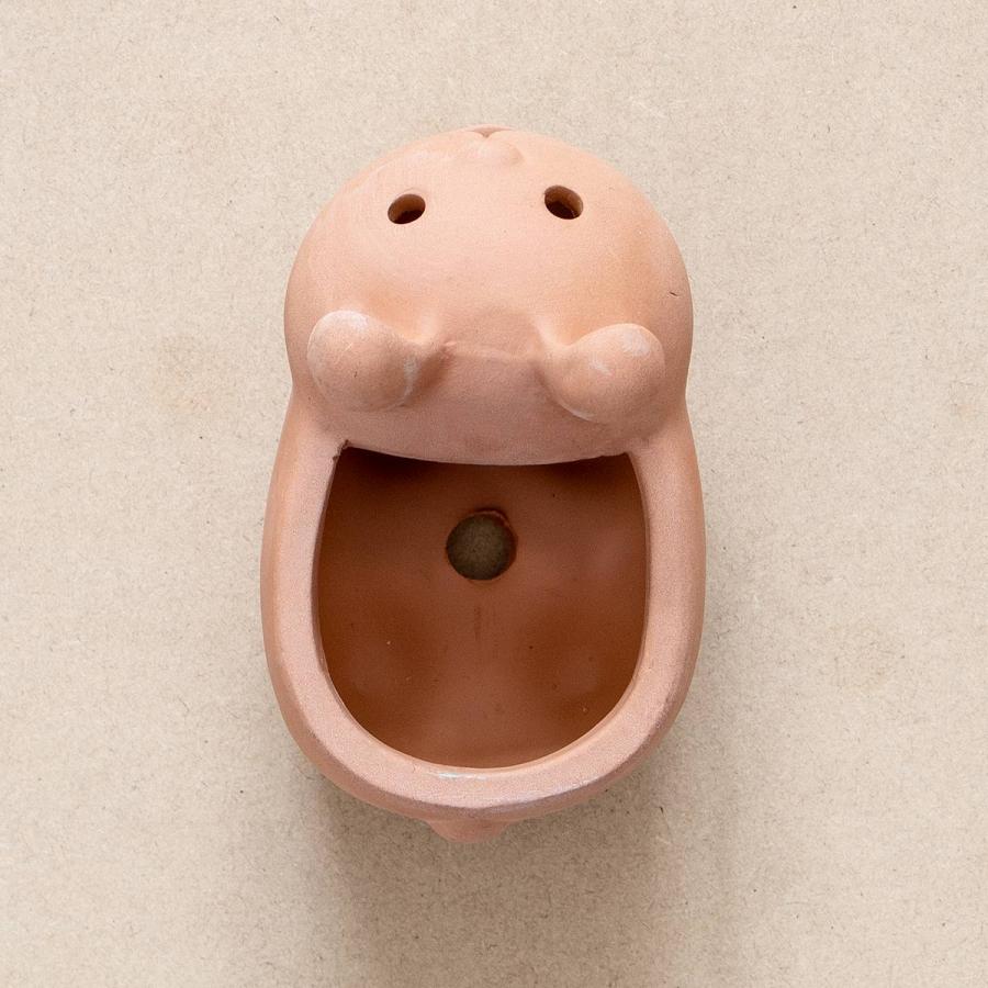 油絵　専用　素焼きのポットに入った花冠のうさぎ 401366.jpg