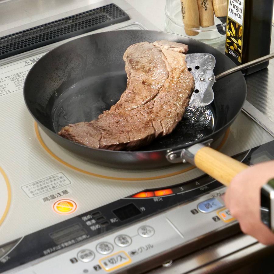 特典付き 鉄フライパン 27cm 深型 チタン柄 HANAKO+a 打出し窒化加工