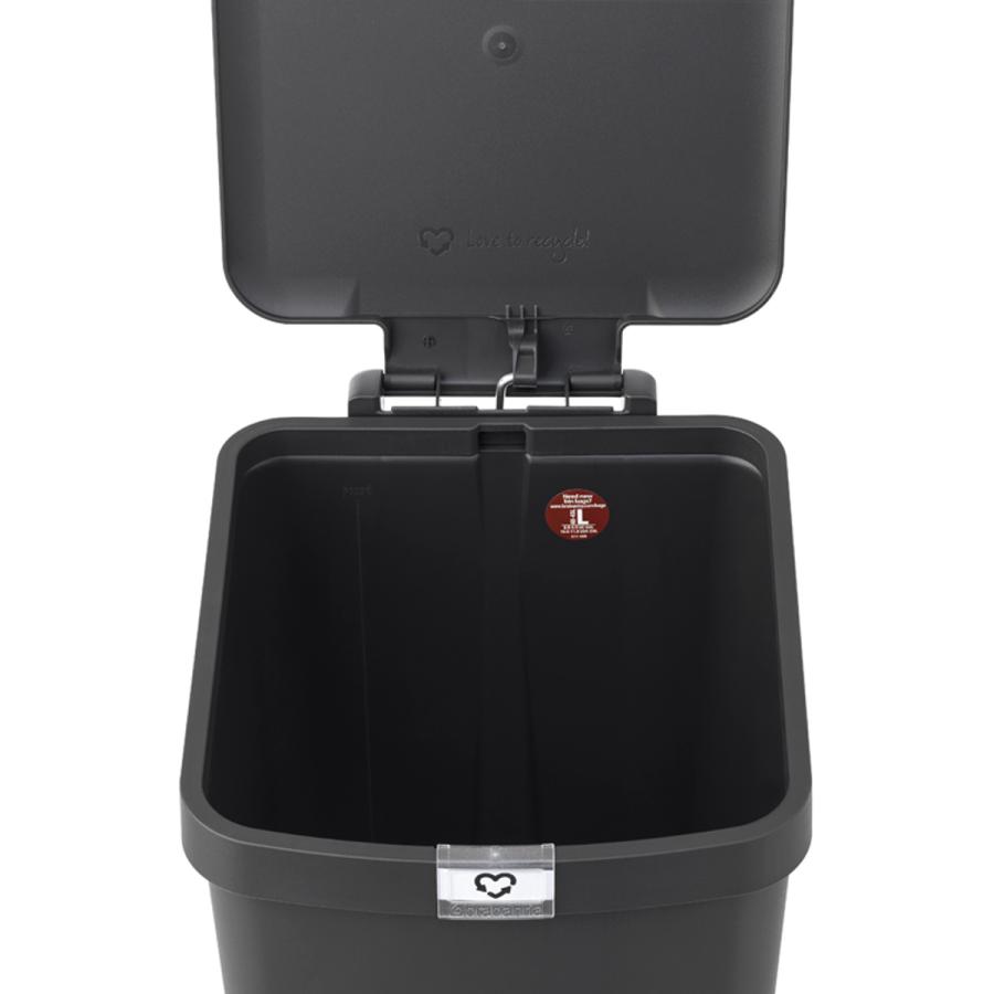 【未使用品】ブラバンシア ペダルビンクローム ダストボックス ゴミ箱40〜45L 未使用品】ブラバンシア ペダルビンクローム ダストボックス