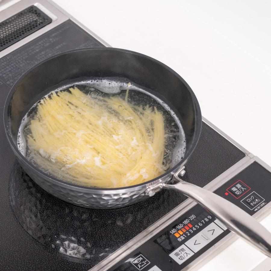 谷口金属工業 フライパン 24cm 深型 IH対応 槌目鍛造 セラミックコート