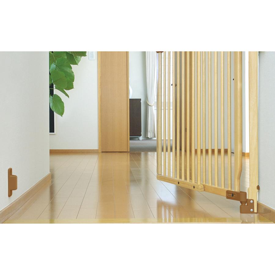 ベビーゲート 階段の上でも使える 木のバリアフリーゲート オート