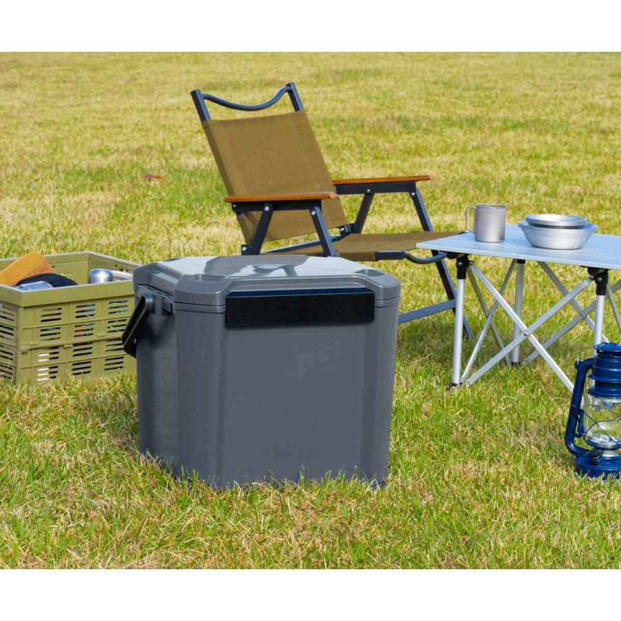 クーラーボックス 34L COREFLUX 座れる 耐荷重100kg （ 保冷 クーラー