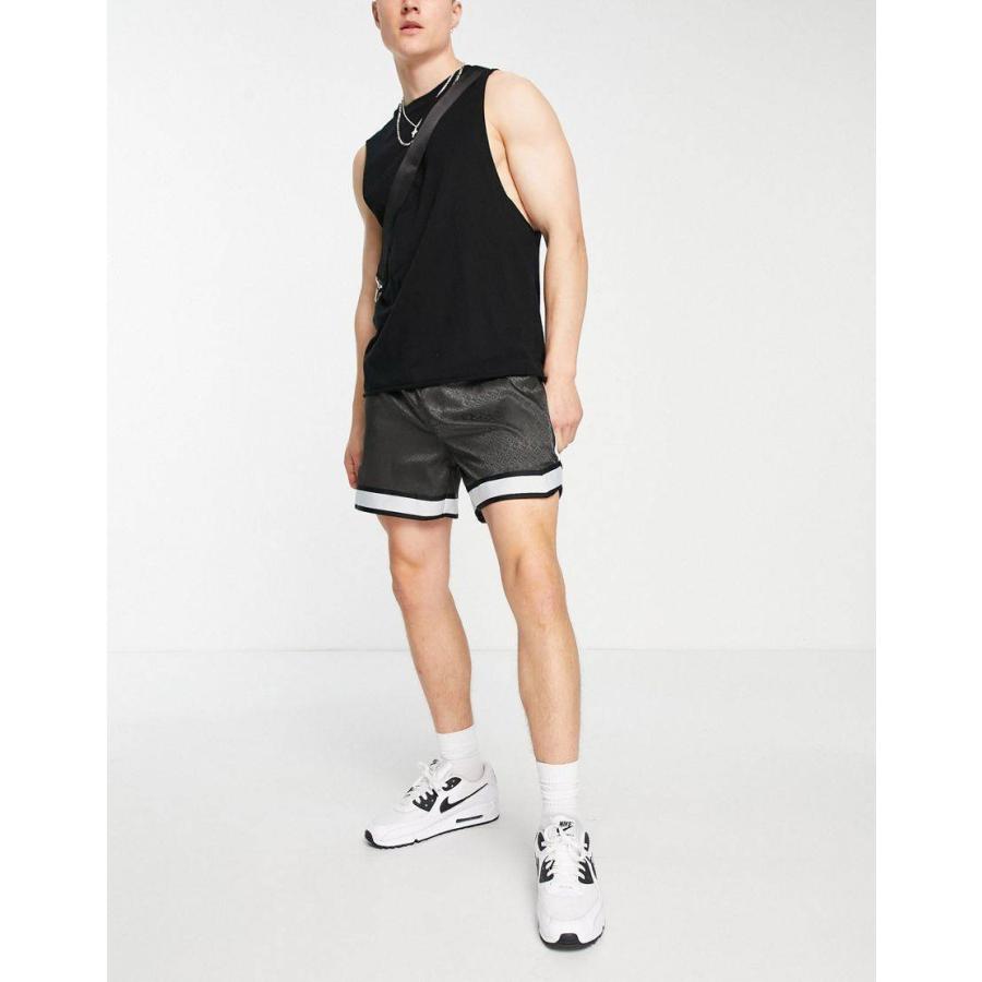 冬セール シックシルク デニム ハーフパンツ 短パン ショート ショーツ ハーフ パンツ メンズ Siksilk Shorts In Black With Taping Detail And All Over Logo Print エイ C Colors Kira 通販 Yahoo ショッピング 公式通販サイトでお買い Www