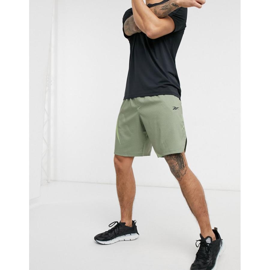 人気ブランド リーボック デニム ハーフパンツ 短パン ショート ショーツ ハーフ パンツ メンズ Reebok Basketball Shorts In Black Exclusive To Asos エイソス Asos イギリス クレジットカードok ブランド 並行輸入品 ブラック 黒 日本未入荷 新作 人気 インポート