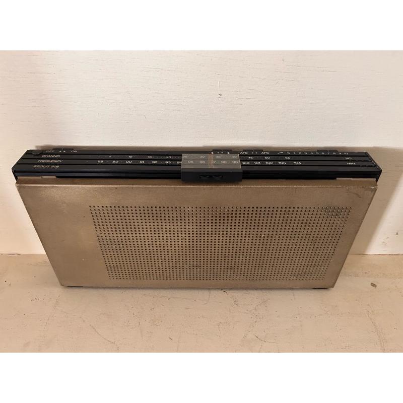 ヴィンテージ ラジオ デンマーク Bang&Olufsen 🌲 【アルミニウム