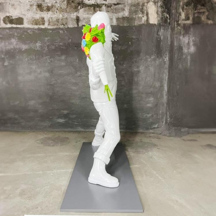 等身大フィギュア BRANDALISM FLOWER BOMBER リアルサイズ 等身大フィギュア BRANDALISM FLOWER BOMBER リアルサイズ