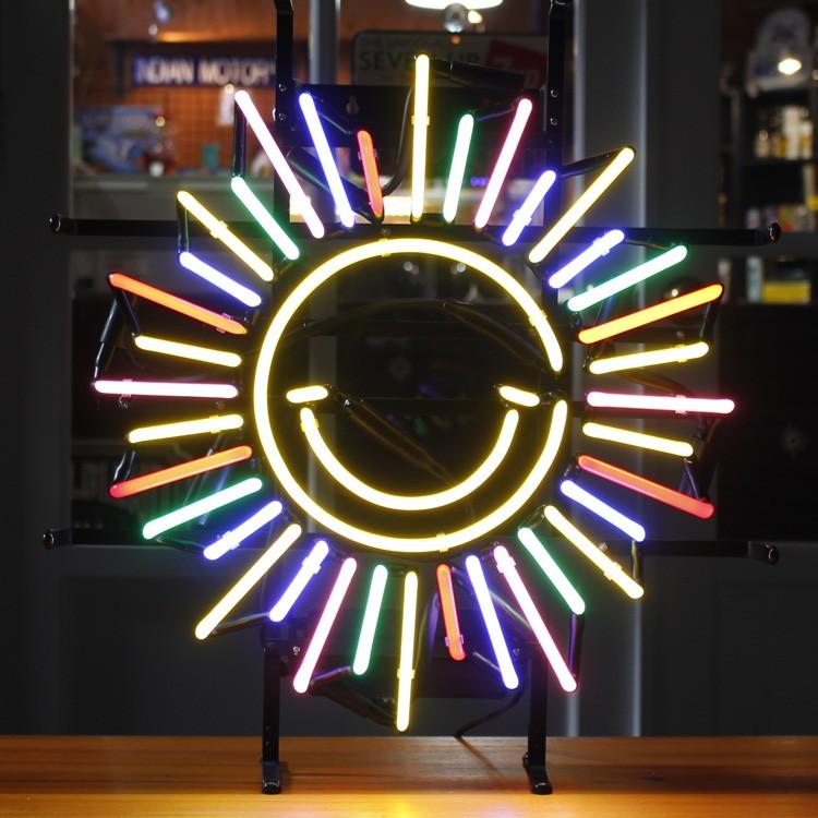 アメリカンネオンサイン SUN サン 縦56×横51cm 店舗装飾 インテリア レストラン メキシカン アメリカ雑貨 | ブランド登録なし