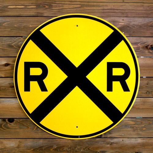 トラフィックサイン R R レイルロードクロッシング丸型 アメリカの道路標識 F アメリカン雑貨colour Yahoo 店 通販 Yahoo ショッピング
