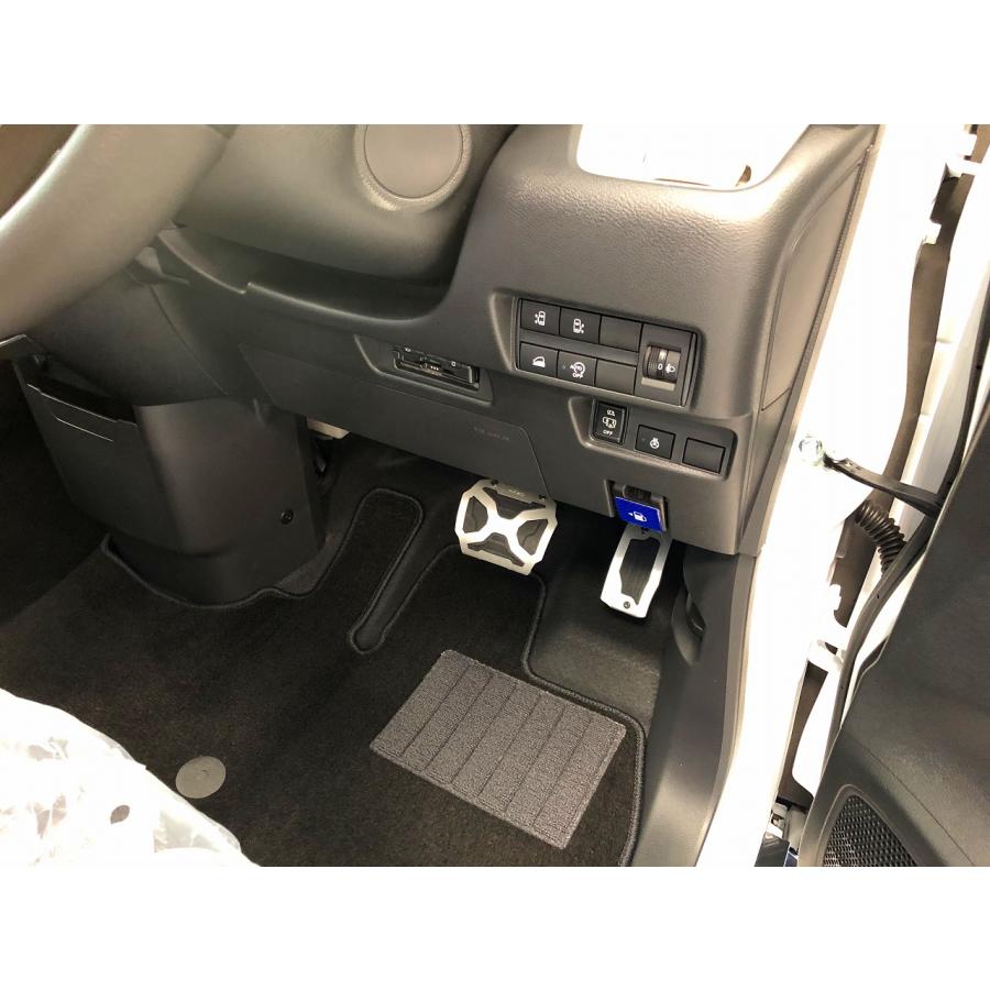 三菱（MITSUBISHI） デリカミニにピッタリなクロスオーバースタイルを 